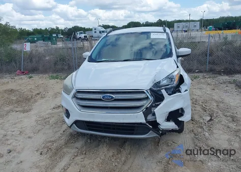 2018 Ford Escape Se из США, поврежденный, VIN 1FMCU0GD4JUB96962